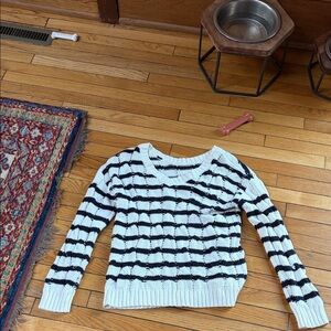 Aeropostale Women's Sweater - Navy and White Stripes